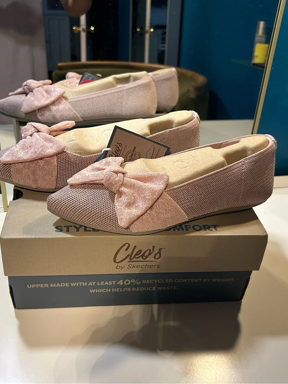 Skechers Women's Light Pink Bow Slip-On Flats